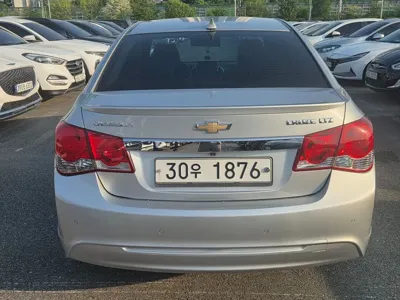 ChevroletGMDaewoo Cruze 2014, 65447 км, за 3500000 KRW