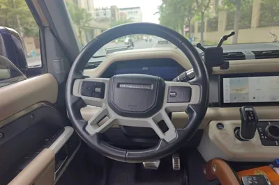 Land Rover Defender 2020, 155100 км, за 410379.81 CNY - фото 9