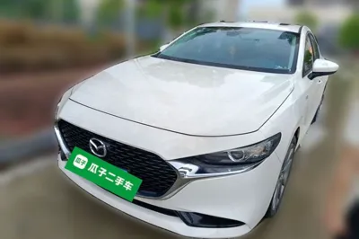 Mazda Mazda 3 Axela · 2021 год