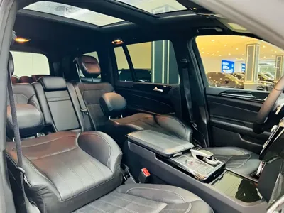 Mercedes-Benz GLS 2019, 147000 км, за 258800 CNY - фото 16