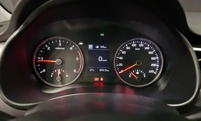 Kia Stonic 2018, 87415 км, за 7500000 KRW - фото 8