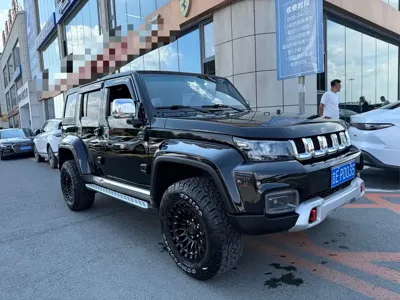 Beijing Off-Road BJ40 2018, 120000 км, за 59800 CNY