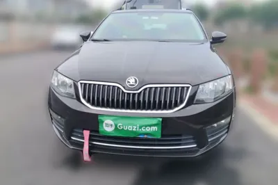 Skoda Octavia 2017, 69900 км, за 33146.9 CNY