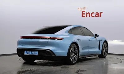 Porsche Taycan 2023, 6256 км, за 115000000 KRW