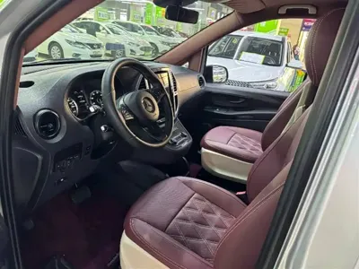 Mercedes-Benz Vito 2017, 110000 км, за 86800 CNY