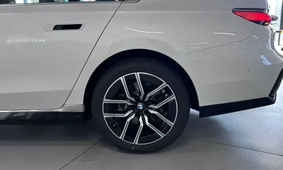 BMW 7-Series 2025, 18661 км, за 128000000 KRW - фото 9