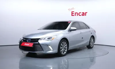 Toyota Camry · 2017 год
