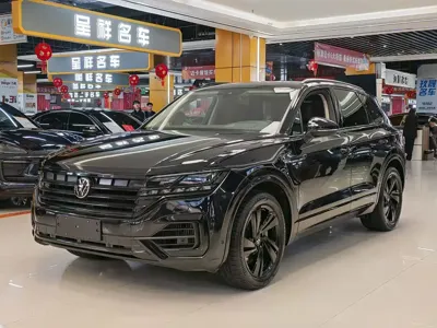 Volkswagen Touareg · 2022 год