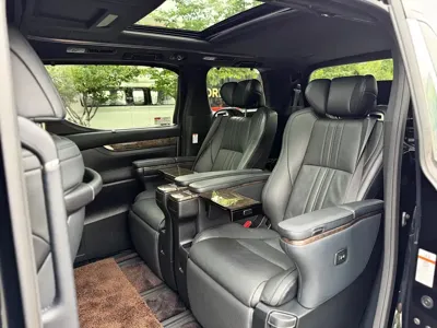 Toyota Alphard 2018, 100000 км, за 468000 CNY - фото 16
