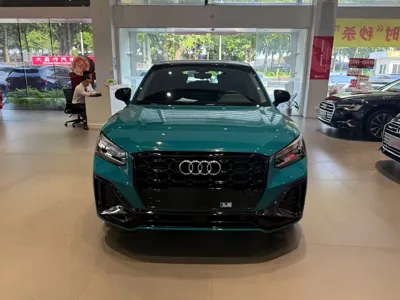Audi Q2L 2022, 31000 км, за 133800 CNY