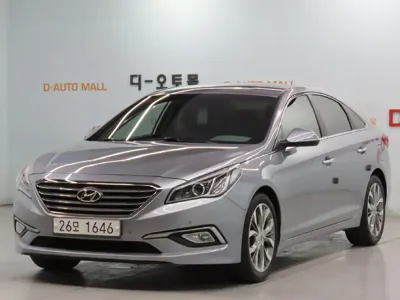 Hyundai Sonata · 2015 год