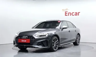 Audi S4 · 2021 год