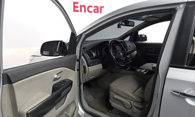Kia Canival 2015, 141852 км, за 6700000 KRW - фото 10