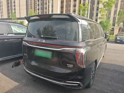 Hongqi HQ9 PHEV 2024, 22300 км, за 228145.67 CNY - фото 6