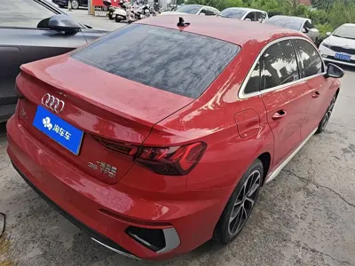 Audi A3 2022, 107600 км, за 78800 CNY