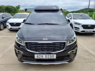 Kia Canival · 2019 год