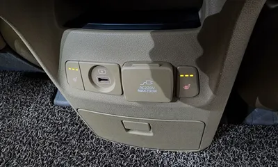 Kia Canival 2018, 92984 км, за 15900000 KRW - фото 37