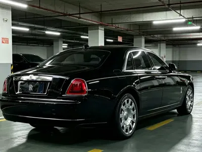 Rolls-Royce Ghost 2018, 110000 км, за 1698000 CNY