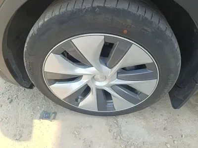 Tesla Model Y 2022, 58700 км, за 153500 CNY - фото 23
