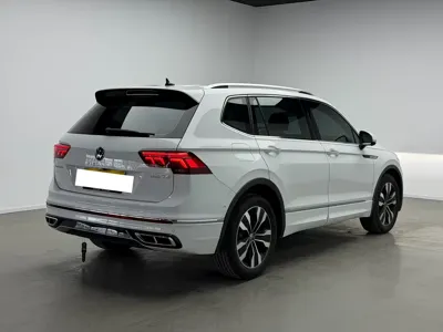 Volkswagen Tiguan L 2023, 18100 км, за 125800 CNY - фото 5