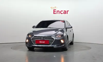 Hyundai Avante 2017, 68933 км, за 9900000 KRW