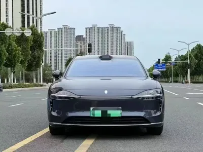 享界 Xiangji S9 2026, 2000 км, за 239800 CNY