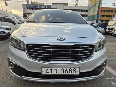 Kia Canival · 2017 год