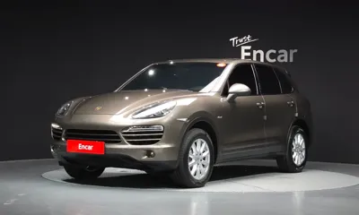 Porsche Cayenne · 2012 год