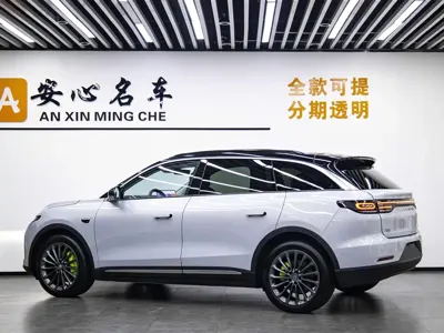 Leapmotor Leapmotor C11 2025, 10800 км, за 128800 CNY