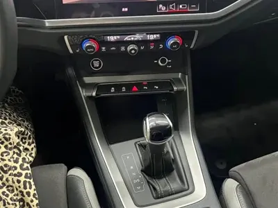 Audi Q3 2022, 18000 км, за 209800 CNY - фото 12