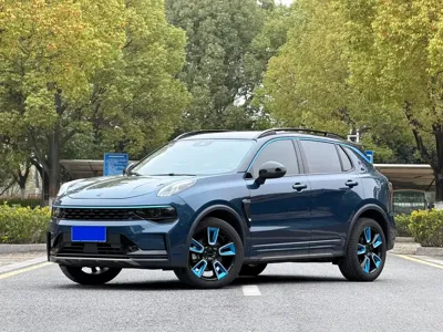 Lynk & Co 01 · 2021 год