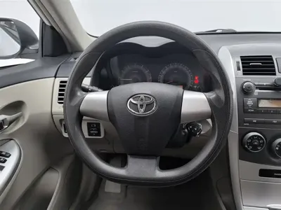 Toyota Corolla 2013, 55500 км, за 17900 CNY - фото 11