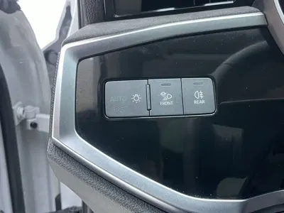 Audi Q3 2022, 12000 км, за 188000 CNY - фото 20