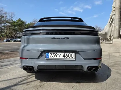 Porsche Cayenne 2025, 11000 км, за 222980000 KRW