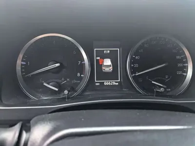 Toyota Highlander 2021, 66000 км, за 155800 CNY - фото 9