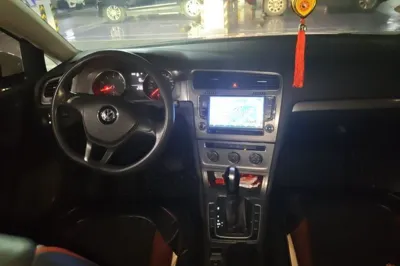 Volkswagen Golf 2015, 121800 км, за 48528.35 CNY - фото 9