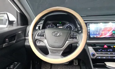 Hyundai Avante 2016, 90001 км, за 9900000 KRW - фото 11