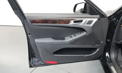 Hyundai Genesis 2016, 106622 км, за 7571.35 USD - фото 24