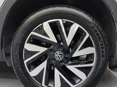 Volkswagen Tayron 2023, 42000 км, за 165799 CNY - фото 8