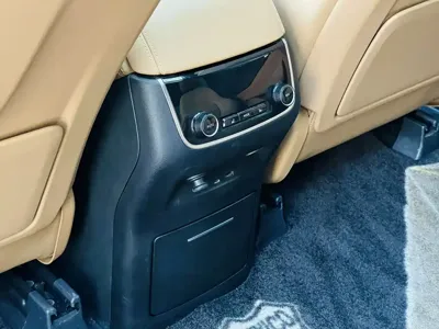 Li Auto Li ONE 2022, 68000 км, за 130000 CNY - фото 8