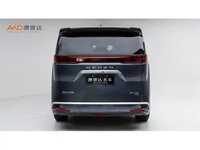 Denza Denza D9 2025, 9000 км, за 310000 CNY