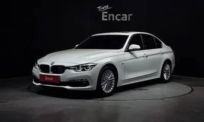 BMW 3-Series · 2018 год