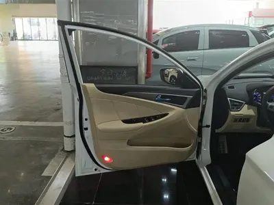 Changan Eado 2016, 51100 км, за 14800 CNY - фото 7