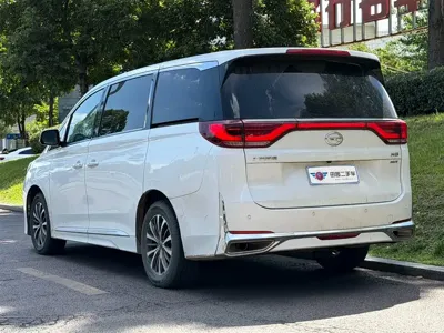 GAC Motor Trumpchi M8 2020, 96000 км, за 81800 CNY