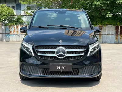 Mercedes-Benz V-Class 2022, 100000 км, за 199800 CNY