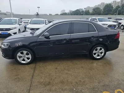 Volkswagen Bora 2014, 80000 км, за 21500 CNY