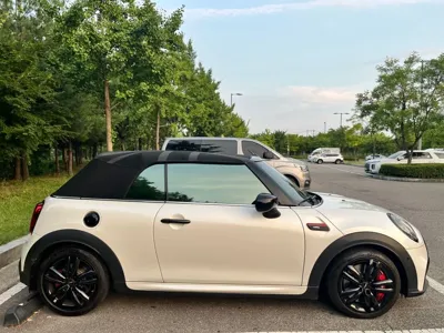 MINI Cooper Convertible 2024, 45000 км, за 36000000 KRW
