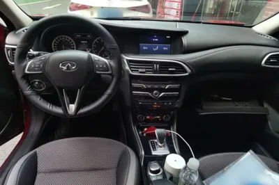 Infiniti QX30 2018, 114100 км, за 55788.17 CNY - фото 6
