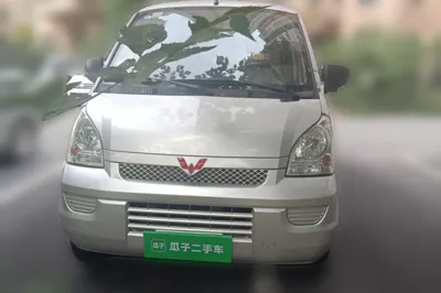 Wuling Rongguang 2019, 92500 км, за 28789.4 CNY