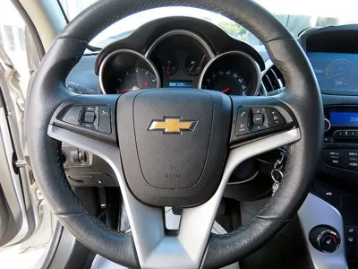 ChevroletGMDaewoo Cruze 2015, 61515 км, за 3500000 KRW - фото 8